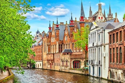 e-Scavenger hunt Bruges: Explore the city at your own pace