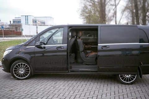 Taxi Bruselas Gare du Midi Maastricht (1 a 8 PLAZAS)