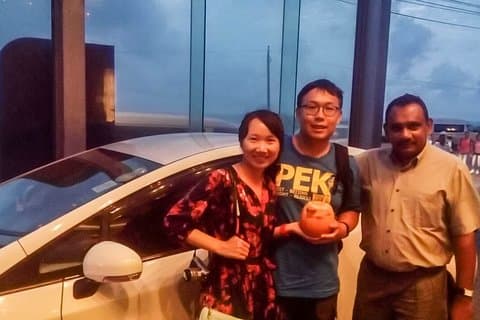Panadaragama City to Colombo (CMB) Airport Private Transfer