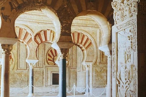 Visite privée à Medina Azahara avec guide officiel