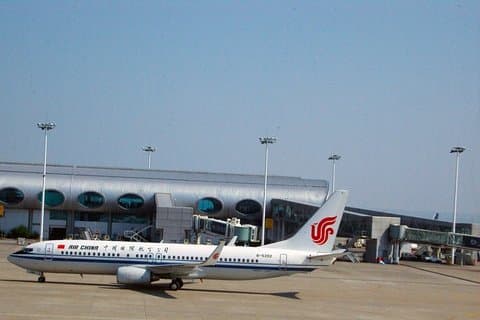 Traslado privado de partida: Hotel para o Aeroporto Internacional Chongqing Jiangbei CKG
