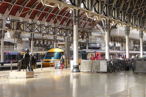 Transferts privés entre l'aéroport d'Heathrow et la gare de Londres Paddington