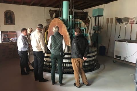 Tilpasset planlagt privat champagne tur