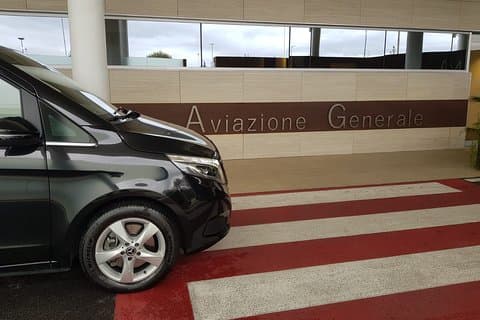 Private transfer from Fiumicino Airport to Rome city centre and vice versa