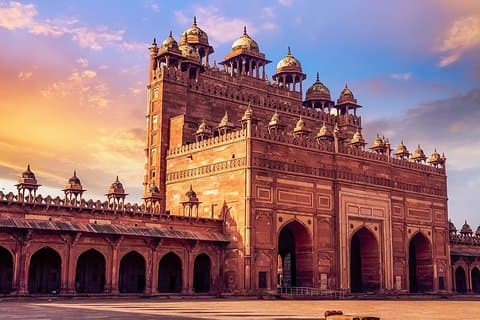 Agra: Zonsopgang Taj mahal en Fatehpur sikri All-inclusive bezoeken