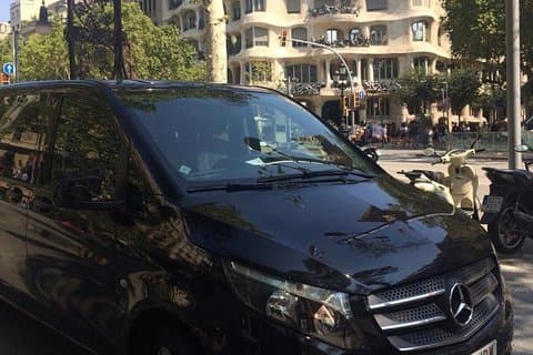 Privater Transfer von Barcelona City zum Flughafen (oder umgekehrt)