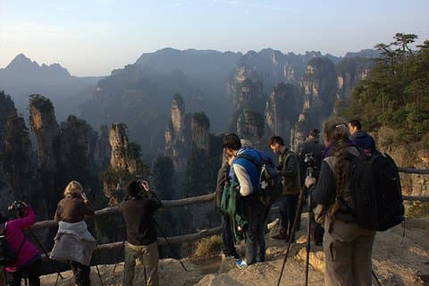 Private Discovery Day Tour zum Tianzi Mount und zu Paddies in The Sky (Laowuchang)