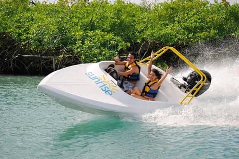 Passeio na selva - manguezais e mergulho com snorkel para casais