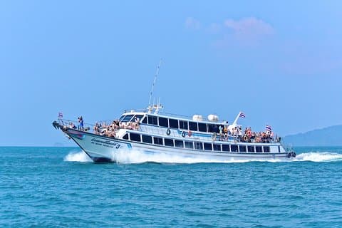 Ao Nang Krabi till Phi Phi Island med färja