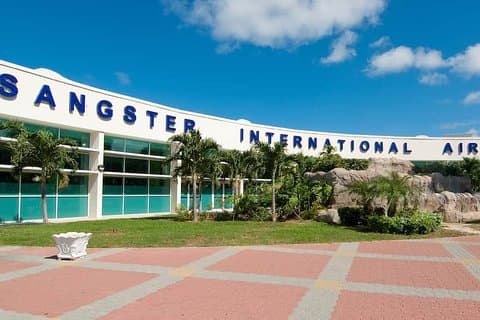 Tropical Court Hotel Privat flygplatstransfer