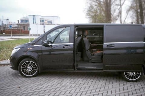 Leuven Shuttle Transfer Schipol Lufthavn Amsterdam (1 til 8 sæder)