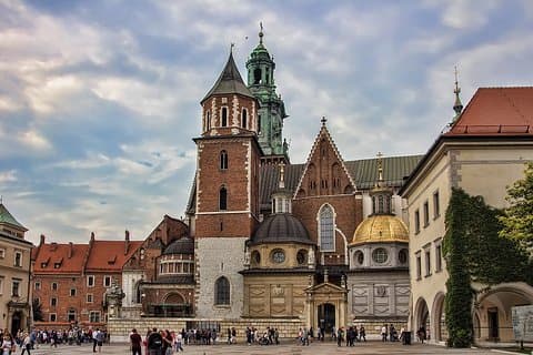 City Tour privado de 4 horas por Cracovia con conductor y guía y recogida en el hotel
