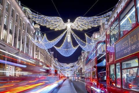 Nochebuena en Londres con cena de tres platos y misa de medianoche