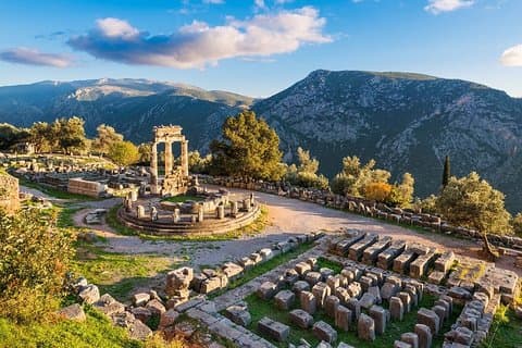 Un plongeon dans l'histoire ancienne Delphi Private Tour d'Athènes