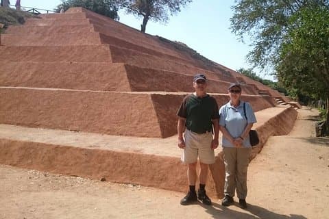 Excursão arqueológica de meio dia para grupos pequenos a Xihuacan em Ixtapa