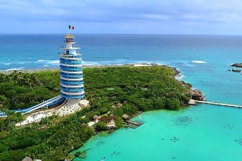 Transfert privé au parc Xel-Há aller-retour, depuis Playa del Carmen