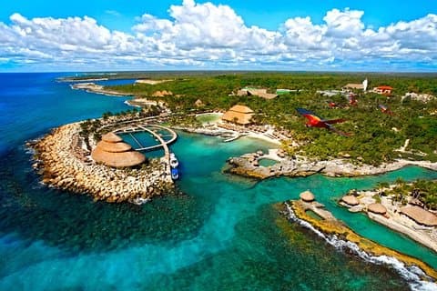 Privétransfer naar Xcaret Park, retourtrip vanuit Playa del Carmen