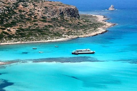 GRAMVOUSA y BALOS, barco incluido!