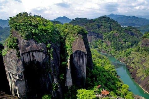 Visite privée de 4 jours à Hakka Tulou, Xiamen et le mont Wuyi