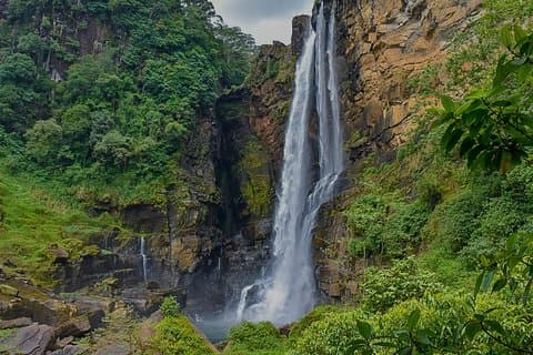 Waterfall Trail från Kandy