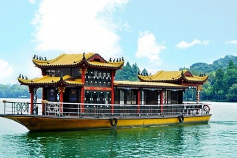Excursão privada West Lake com passeio de barco e assento VIP no programa Enduring Memories Night Show