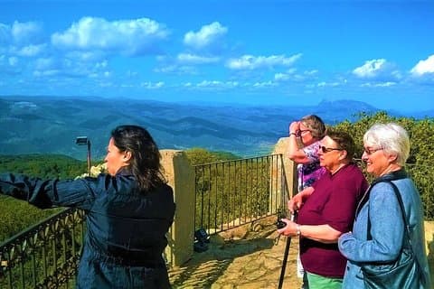 Orgosolo, o passeio da zona azul em Barbagia (Sardinia - Itália)