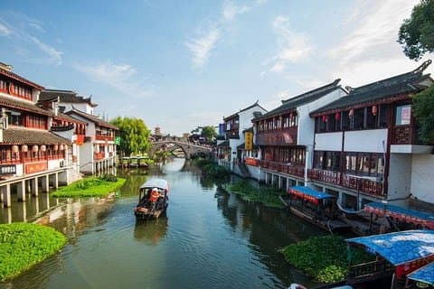 Private Transfer between Qibao Ancient Water Town and Shanghai City Area