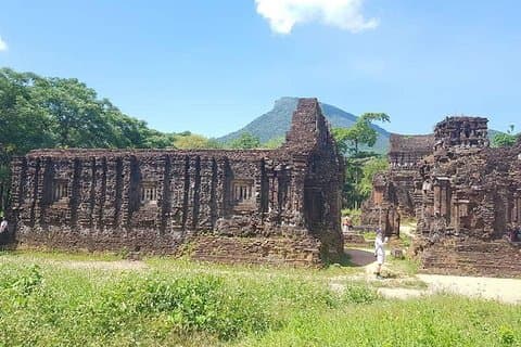 Private Car Transfer to Visit My Son Sanctuary-Monkey Mountain & Marble Mountain