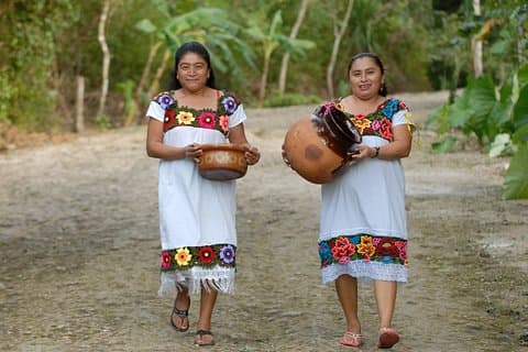 Privat - Maya Inland Expedition - Coba Ruins, Punta Laguna och Maya-familjen