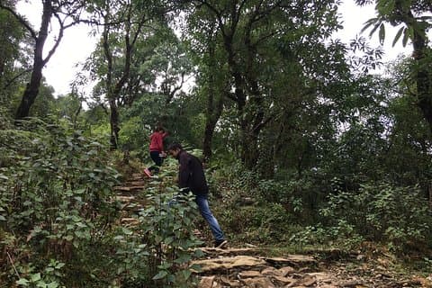 Enkel vandring till Dhampus Village från Pokhara