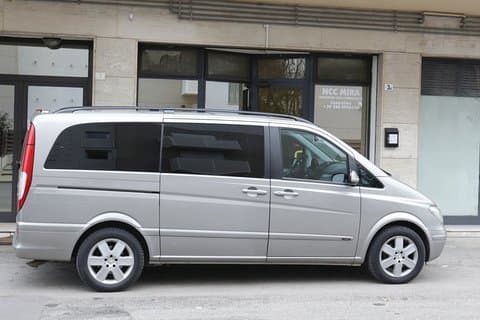Traslado privado, servicio de chófer, desde el aeropuerto Marco Polo de Venecia a Mestre