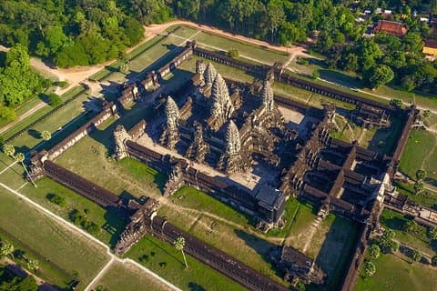 5 giorni a Siem Reap in profondità nei templi di Angkor e nel villaggio galleggiante