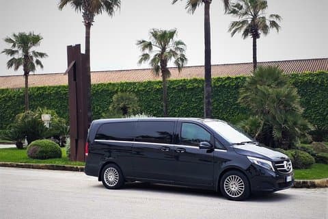 Traslado privado desde el aeropuerto de Palermo al Hotel Federico II Central Palace