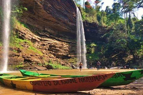Boti Falls en Aburi Botanische Tuinen Privétour met lunch