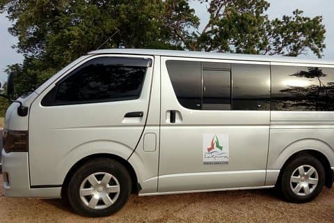 Mattala flyplass (HRI) til Ratmalana flyplass (RML) privat transport