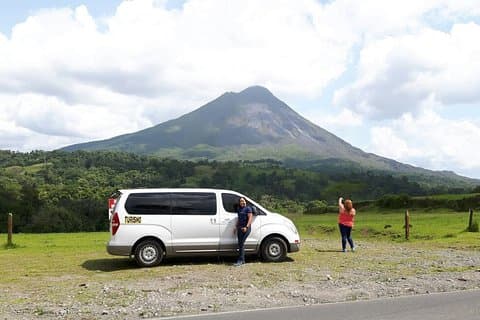 Privat transfer til / fra Liberia lufthavn til La Fortuna-området (Arenal Volcano)