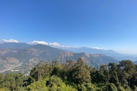 Erkunden Sie Pokhara City im Sharing Bus