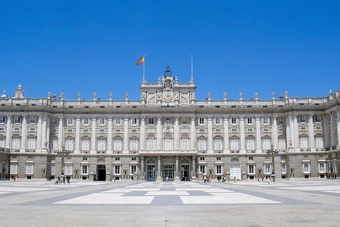 Privata turer under 5 dagar i Madrid med privata hämtning och entrébiljetter