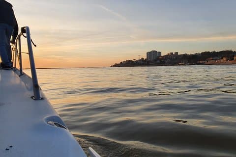 Crucero de un día en yate privado desde Oporto hasta el valle del Duero.