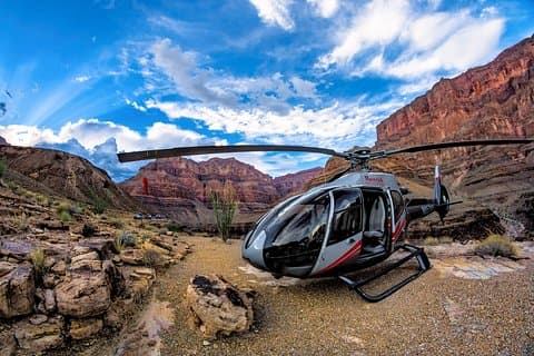 Excursão de helicóptero Grand Canyon Deluxe com desembarque de Las Vegas