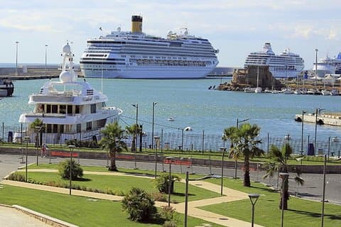 Transport fra Rom til Civitavecchia Havn for 1-2 passagerer