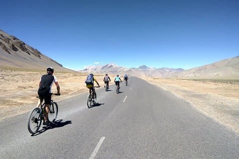 9-day Private Cycling Tour Manali to Leh Highway