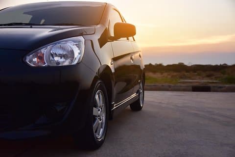 Luxury Private Airport Transfer: Hong Kong International Airport