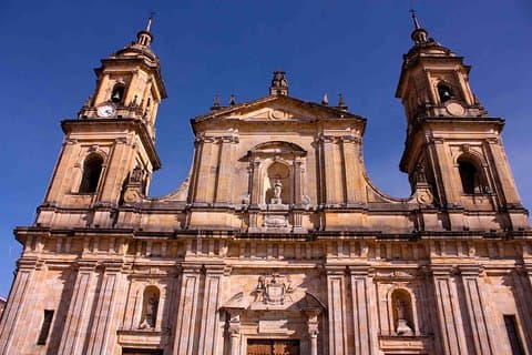 Tour de medio día a pie por La Candelaria y Monserrate