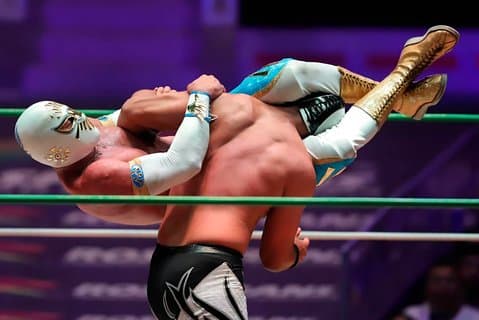 Spettacolo di wrestling e cena messicana