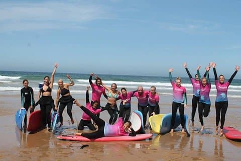 COURS DE SURF Tous Niveaux à Ericeira (Débutant, Intermédiaire & Avancé)