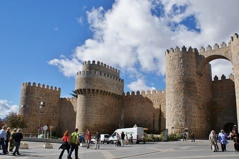 Privat dagstur til Avila og Salamanca fra Madrid med hotellhenting