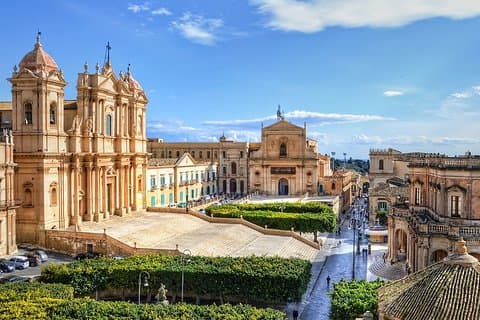 Syracuse, Ortigia og Noto fottur fra Catania