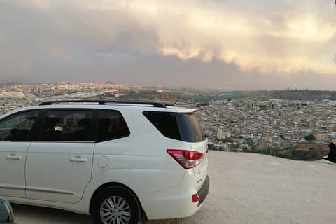 "Fez till Marrakech: Njut av en privat transfer för en smidig resa"