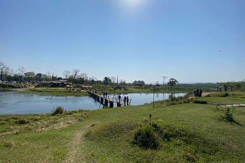 2 netter 3 dagers Chitwan Jungle Safari Tour